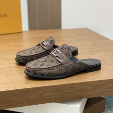 Louis Vuitton Slippers